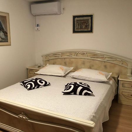 Apartment Danka Omiš Εξωτερικό φωτογραφία